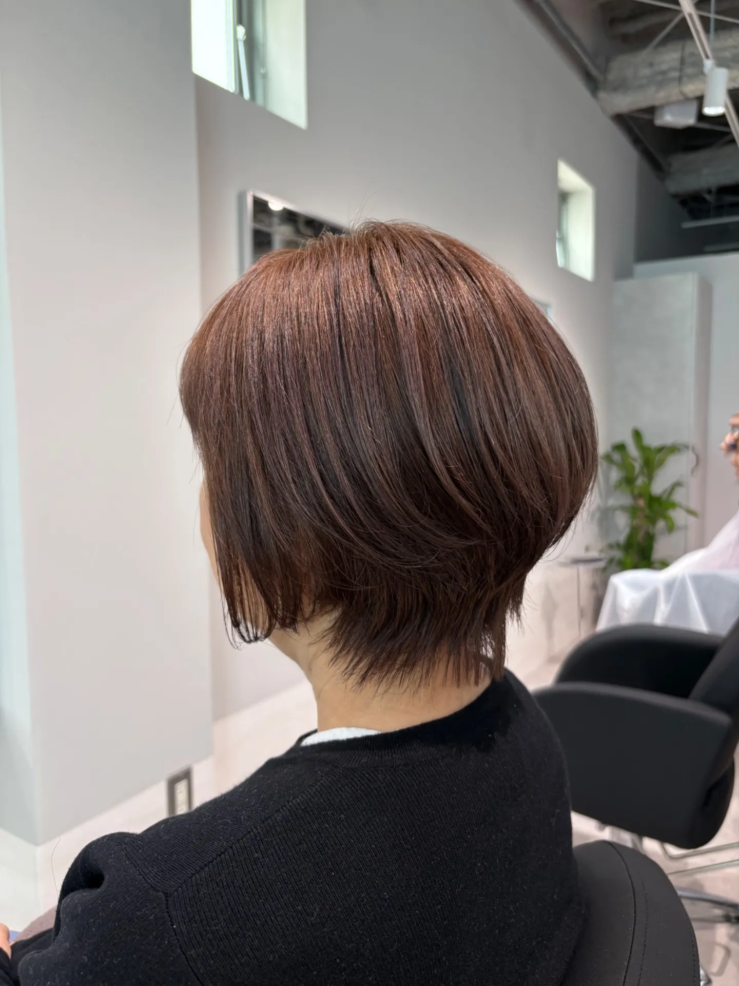 白髪ぼかしカラーで白髪染めを脱却!